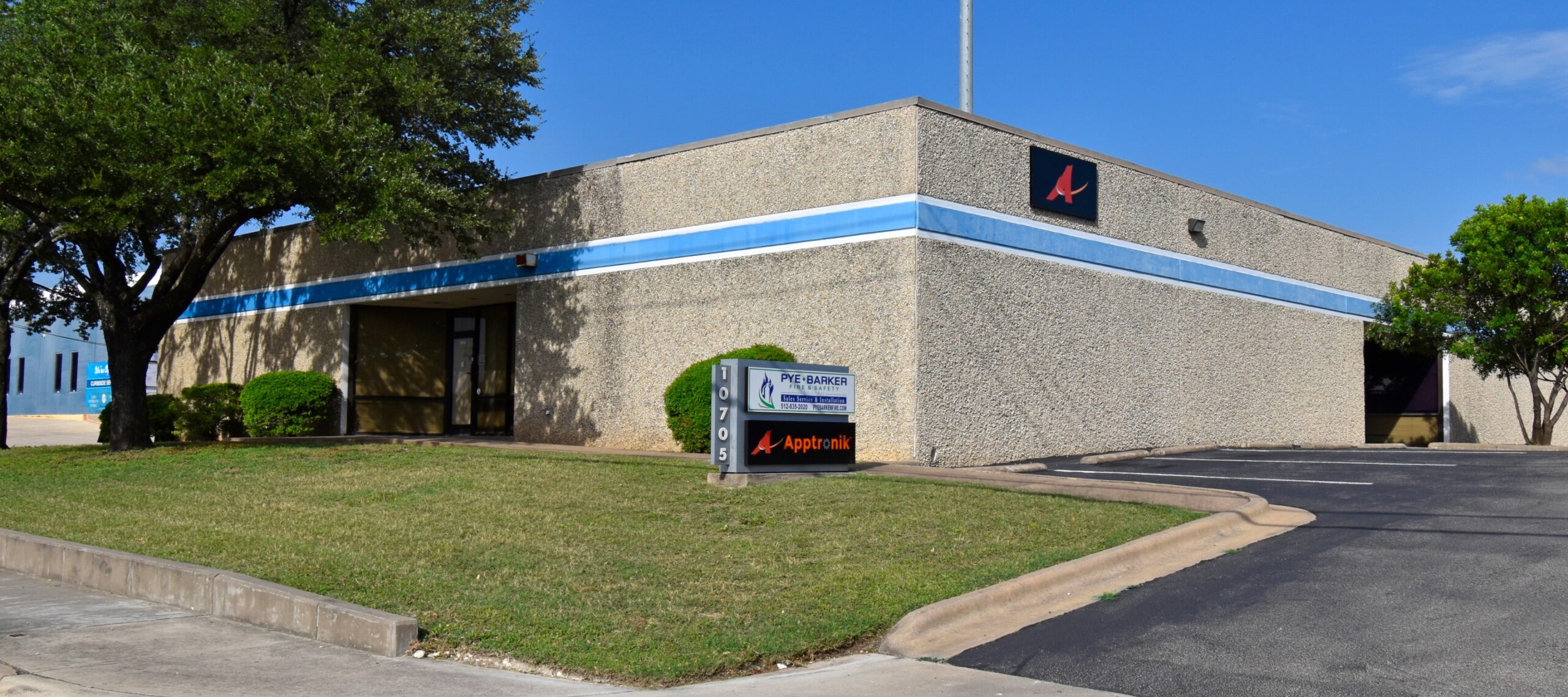 Southpark Commerce Center Building 2 Properties Endeavor Real